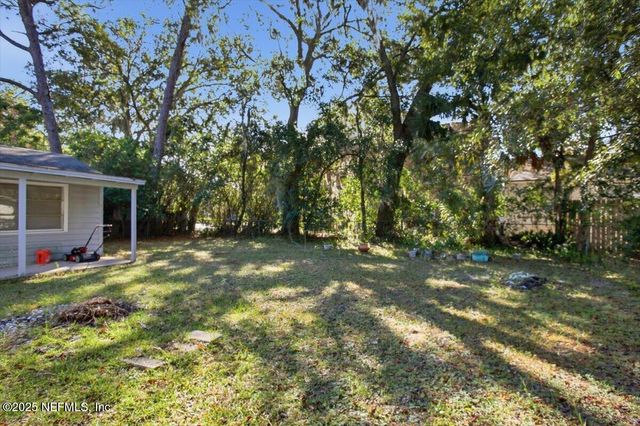 1966 LAKEWOOD Circle S, Jacksonville, FL 32207