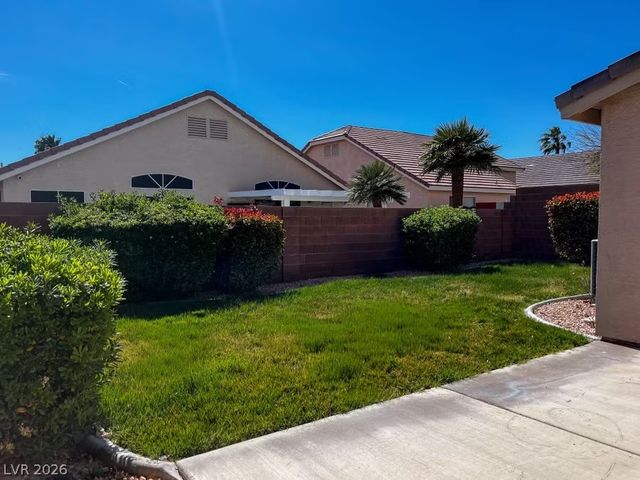 8105 Guava Nectar Avenue, Las Vegas, NV 89131