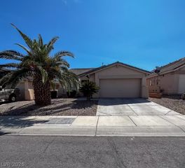 8105 Guava Nectar Avenue, Las Vegas, NV 89131