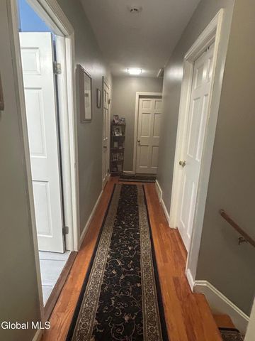 2155 Orchard Park Drive, Niskayuna, NY 12309