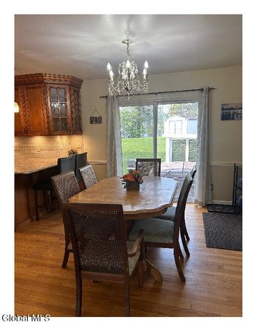 2155 Orchard Park Drive, Niskayuna, NY 12309