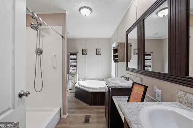 281 Oak View Trail, Cleveland, GA 30528