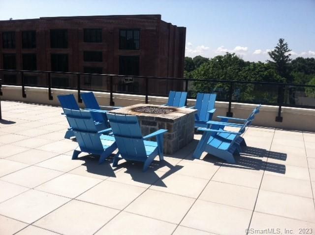 111a Towne Street 311, Stamford, CT 06904