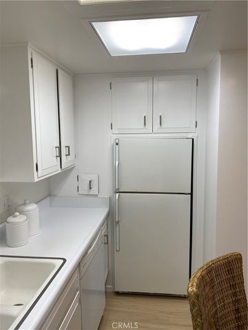 1640 Glenview Rd M12-76D, Seal Beach, CA 90740