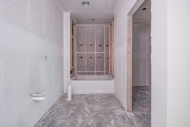 29 Walnut Valley Drive, Little Rock, AR 72211