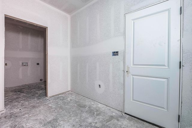 29 Walnut Valley Drive, Little Rock, AR 72211