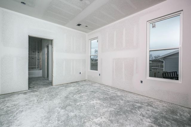 29 Walnut Valley Drive, Little Rock, AR 72211