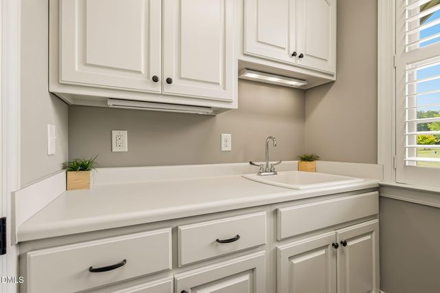 1106 Dovefield Lane, Youngsville, NC 27596
