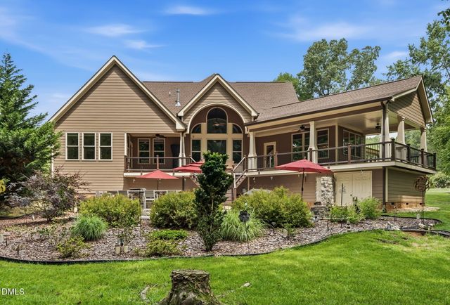 1106 Dovefield Lane, Youngsville, NC 27596