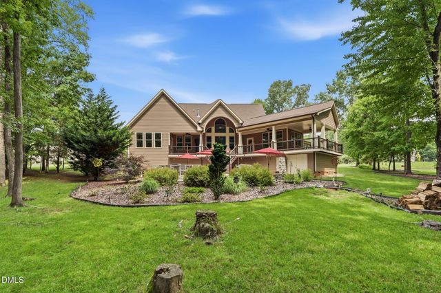 1106 Dovefield Lane, Youngsville, NC 27596