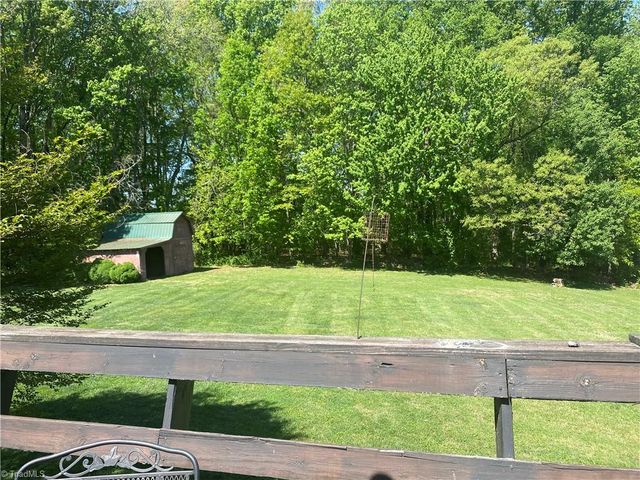 141 Brenda Drive, Mount Airy, NC 27030