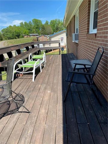 141 Brenda Drive, Mount Airy, NC 27030