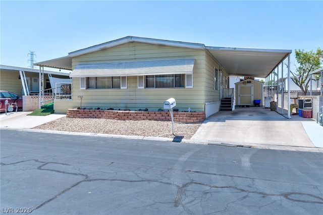 4583 West Royal Club Way, Las Vegas, NV 89103
