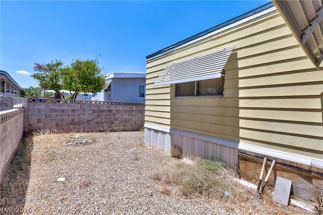 4583 West Royal Club Way, Las Vegas, NV 89103
