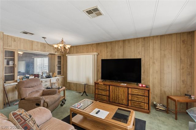 4583 West Royal Club Way, Las Vegas, NV 89103