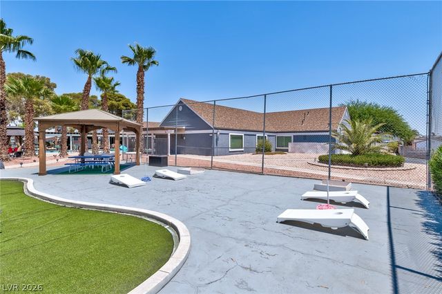 4583 West Royal Club Way, Las Vegas, NV 89103