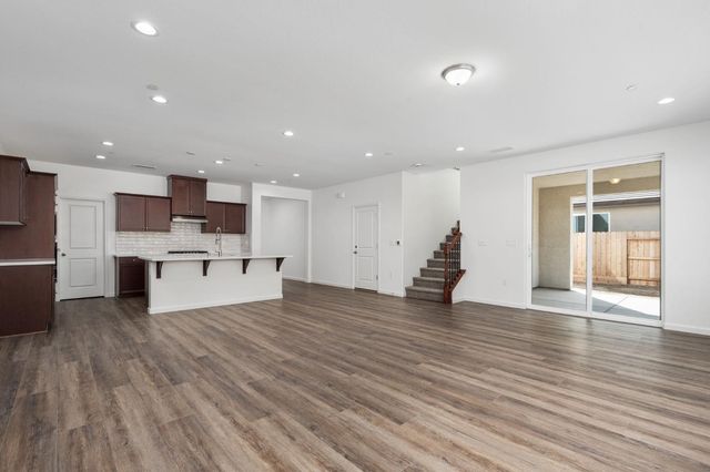 1258 Talus Way S, Madera, CA 93636