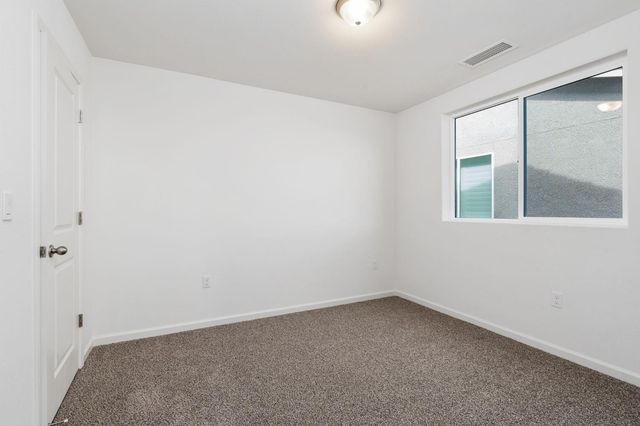 1258 Talus Way S, Madera, CA 93636