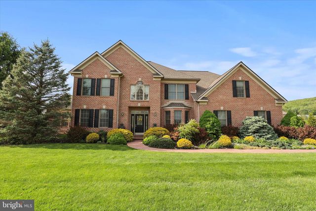 190 HICKORY LN, Hanover, PA 17331
