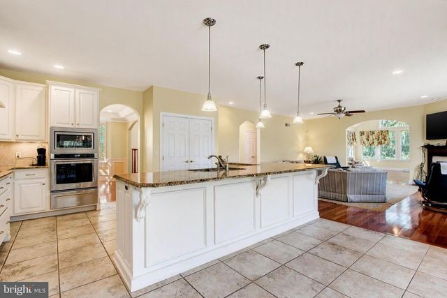 190 HICKORY LN, Hanover, PA 17331