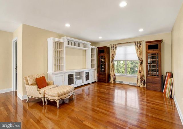 190 HICKORY LN, Hanover, PA 17331