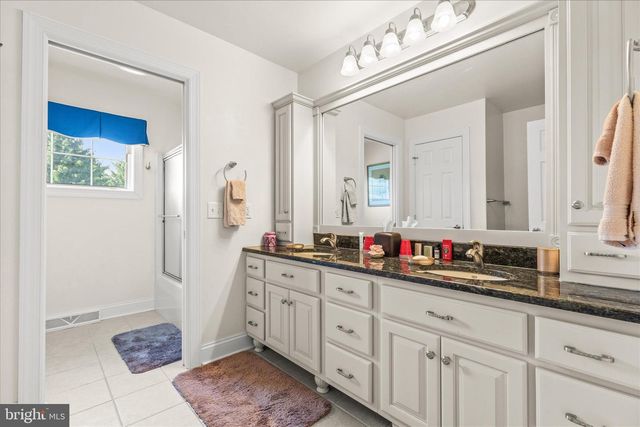 190 HICKORY LN, Hanover, PA 17331
