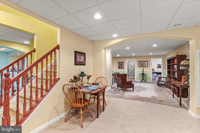 190 HICKORY LN, Hanover, PA 17331