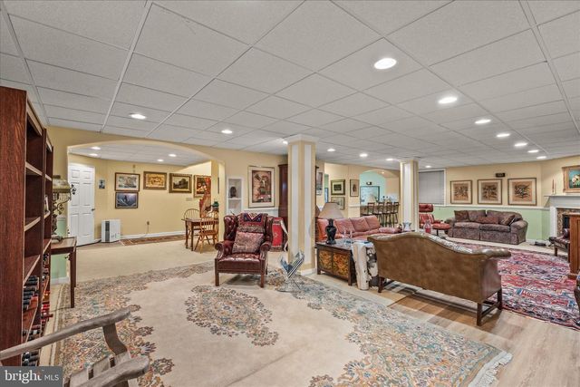190 HICKORY LN, Hanover, PA 17331