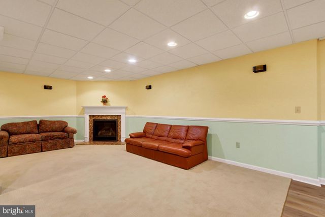 190 HICKORY LN, Hanover, PA 17331