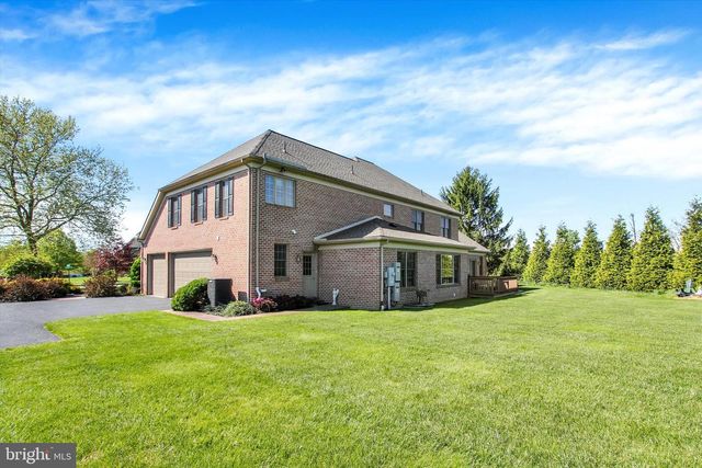 190 HICKORY LN, Hanover, PA 17331