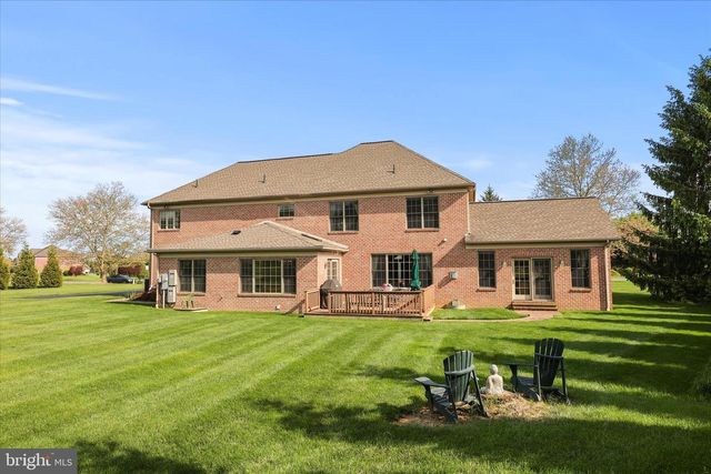 190 HICKORY LN, Hanover, PA 17331