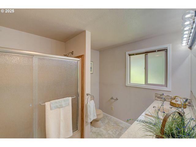 27521 U St, Ocean Park, WA 98640