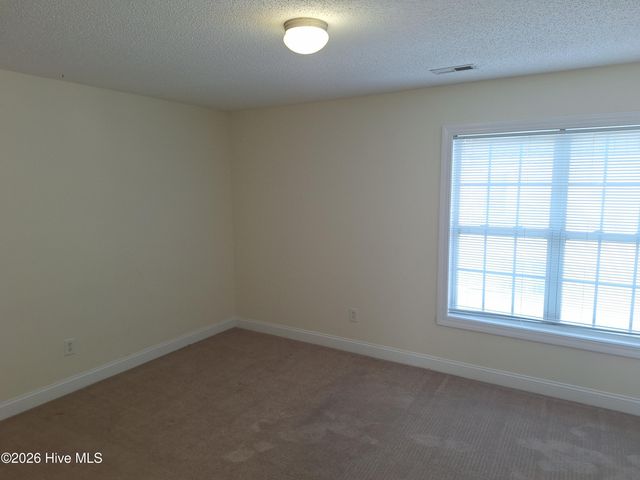 4160 Dudleys Grant Drive D, Winterville, NC 28590
