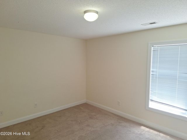 4160 Dudleys Grant Drive D, Winterville, NC 28590