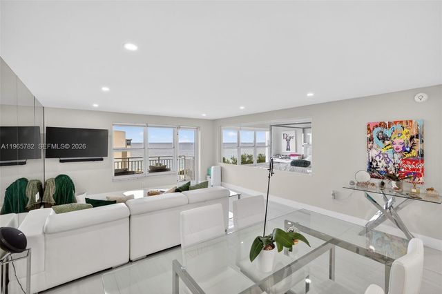 3000 E Sunrise Blvd 14C, Fort Lauderdale, FL 33304