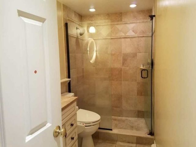 128 Emerson Gardens 128, Lexington, MA 02420