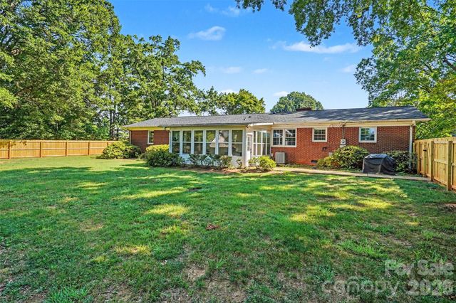 12620 Idlewild Road, Matthews, NC 28105