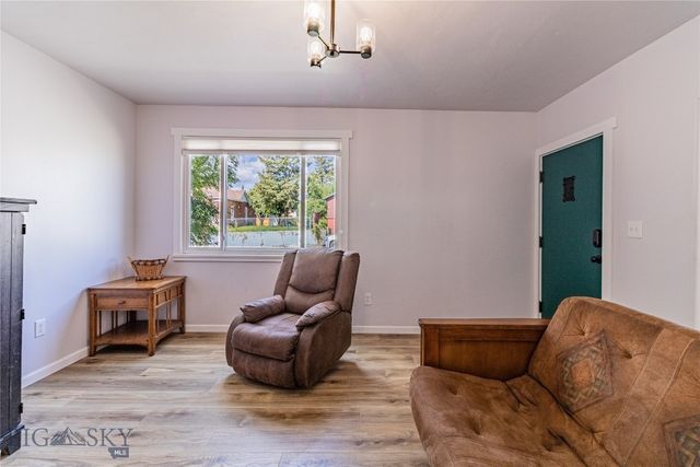 812 S Dakota Street, Butte, MT 59701
