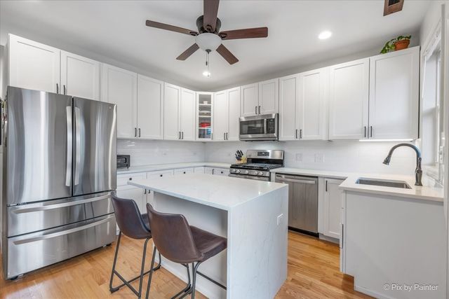 4512 S Greenwood Avenue 3, Chicago, IL 60653