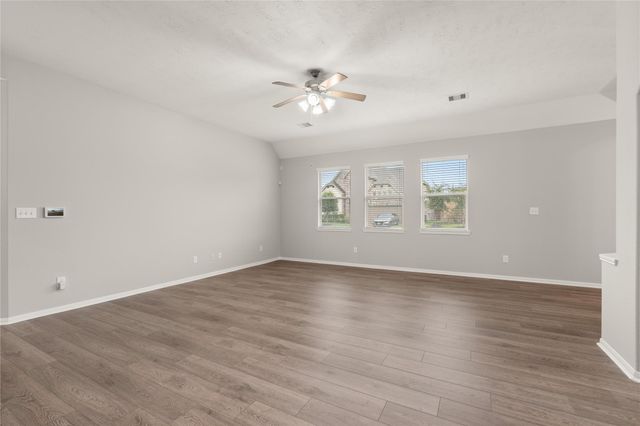 13602 Kodiak Brown Bear Street, Crosby, TX 77532