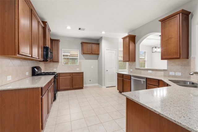 13602 Kodiak Brown Bear Street, Crosby, TX 77532