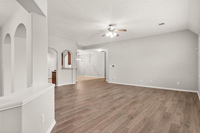 13602 Kodiak Brown Bear Street, Crosby, TX 77532