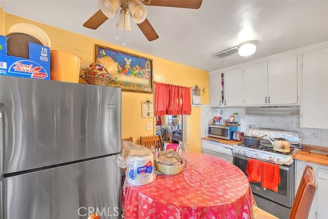 8651 Encinitas, Fontana, CA 92335