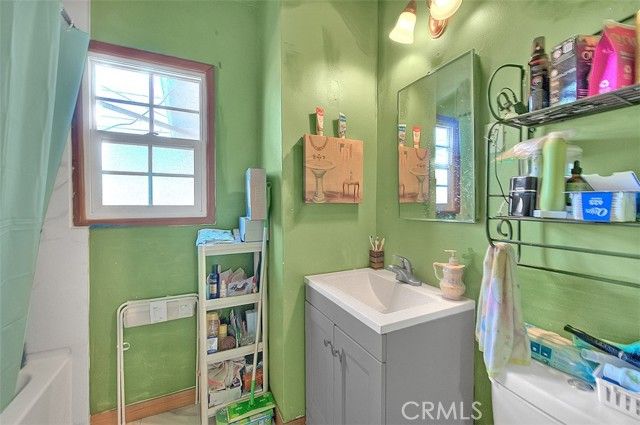 8651 Encinitas, Fontana, CA 92335