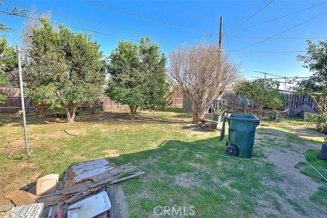 8651 Encinitas, Fontana, CA 92335