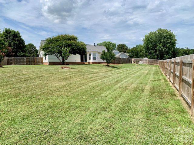 2301 Hunters Way, Monroe, NC 28110