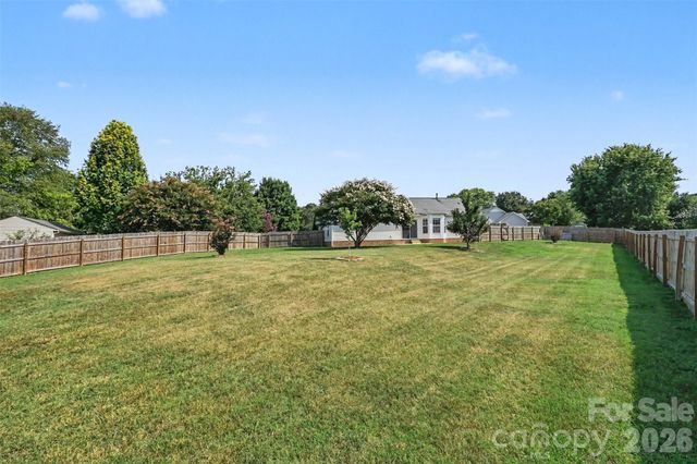 2301 Hunters Way, Monroe, NC 28110