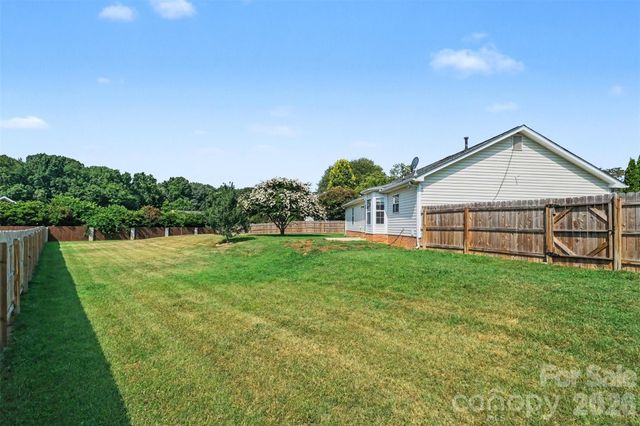 2301 Hunters Way, Monroe, NC 28110
