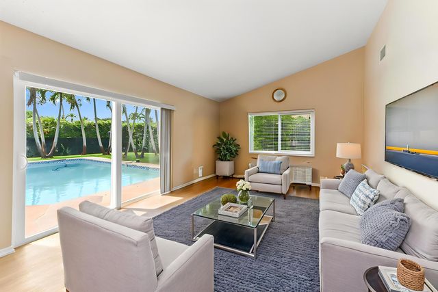7123 NW 42nd Court, Coral Springs, FL 33065