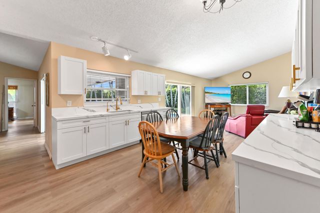 7123 NW 42nd Court, Coral Springs, FL 33065